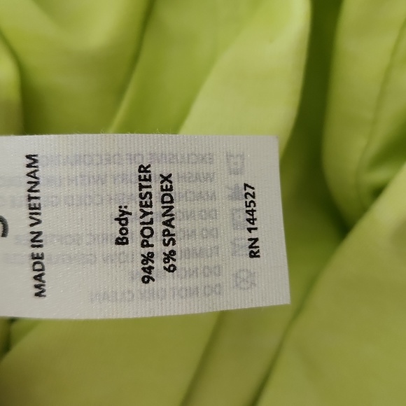 Yogalicious NWT - Picture 9 of 9